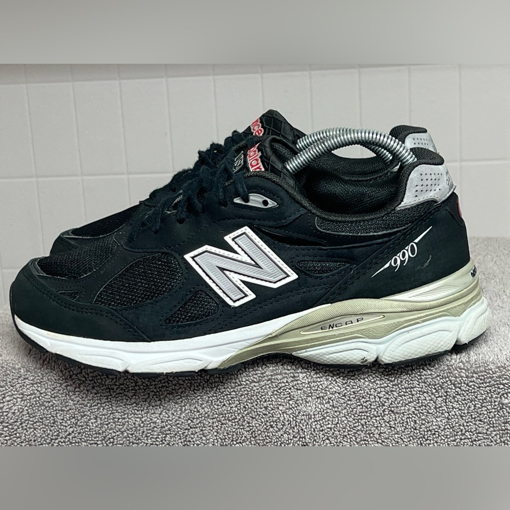 New Balance 990v3 Men’s Size 8 4E Black Suede Athletic Running Shoe USA Made